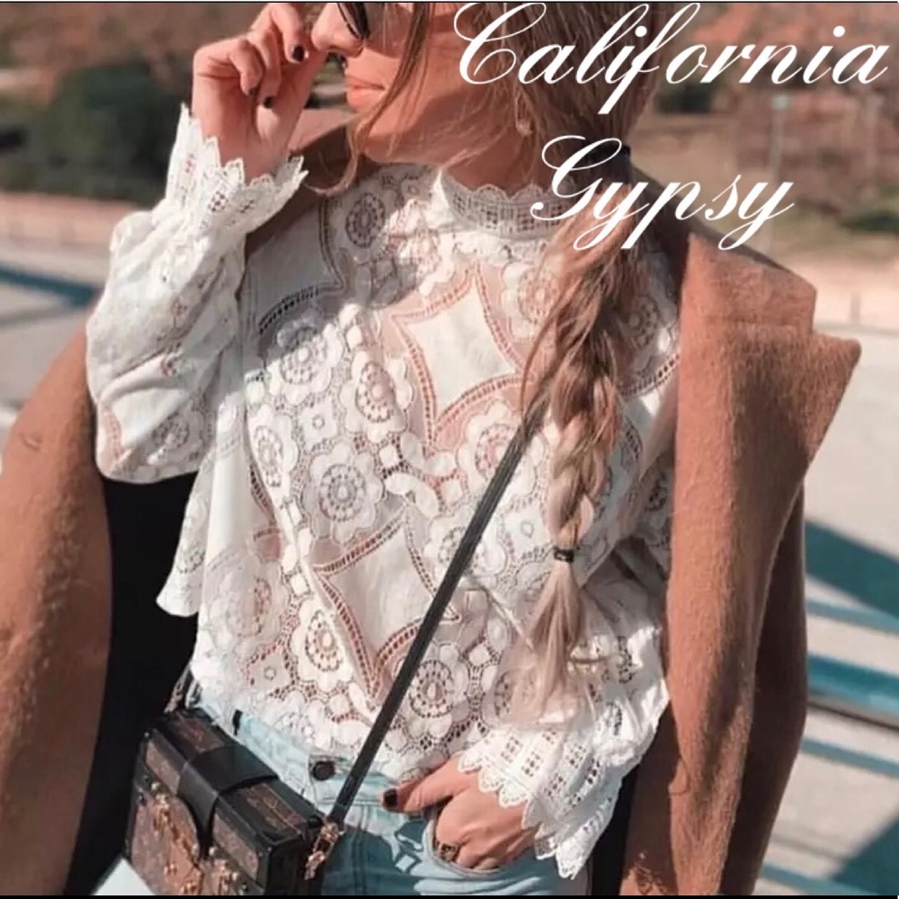 LAST ONE🎉Lace High Neck Blouse - Picture 6 of 16